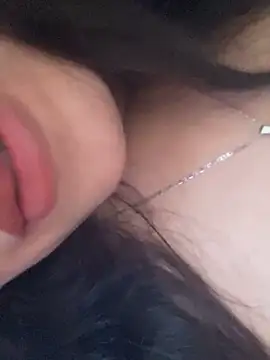 sanya-27 Webcamshow