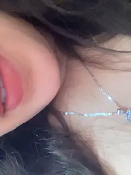 sanya-27's Webcam Show