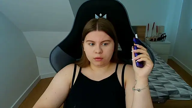 Chat XXX en directo de AbbyLuxee