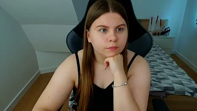 XXX chat uživo modela AbbyLuxee