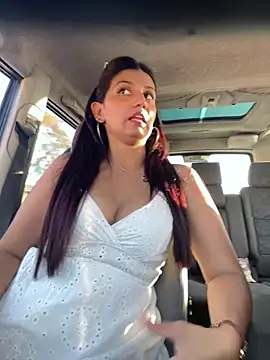 Show modela ZajiraShane na web-kameri