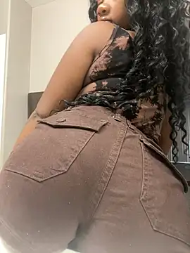 CharismaaBanx Show in webcam