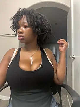 CharismaaBanx Show in webcam