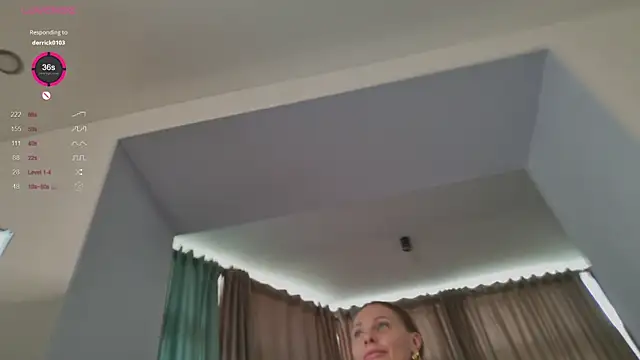 Živá chatovací místnost Hotel__California