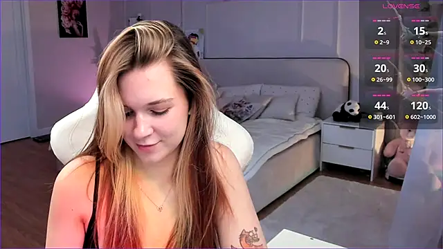 Frau_Lina Webcam-Show