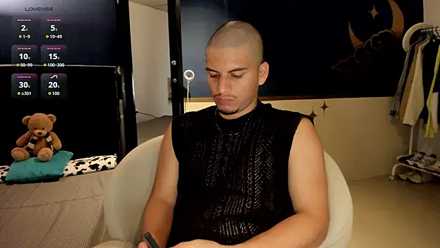 Naxttan 在線直播表演