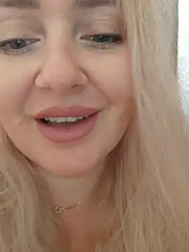 LadyLolyPop_'s Webcam Show