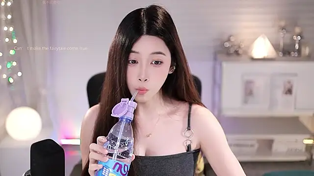 แชท XXX สดของ SleepArtist