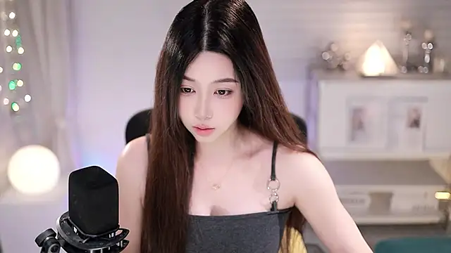 แชท XXX สดของ SleepArtist