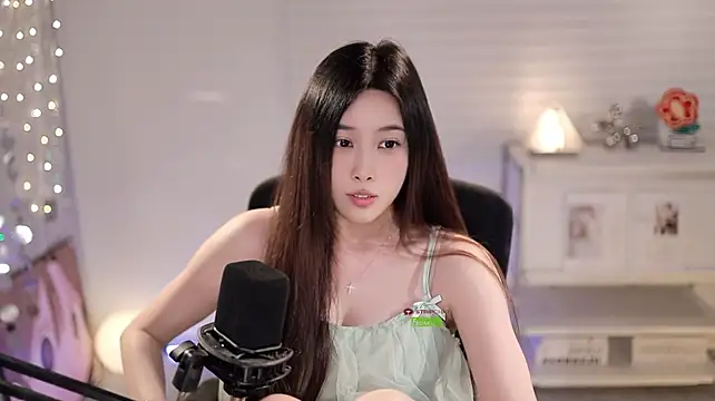 SleepArtist's Live XXX Chat
