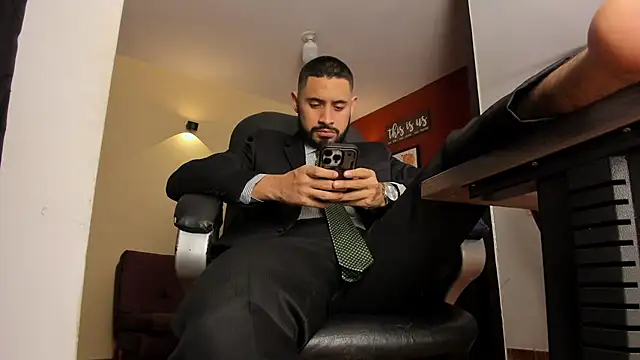 Вебкам-шоу thesexlawyerx