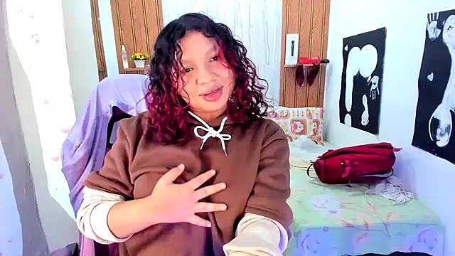 Emily_Coper18's Live XXX Chat