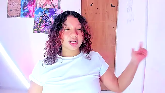 Emily_Coper18 现场XXX聊天