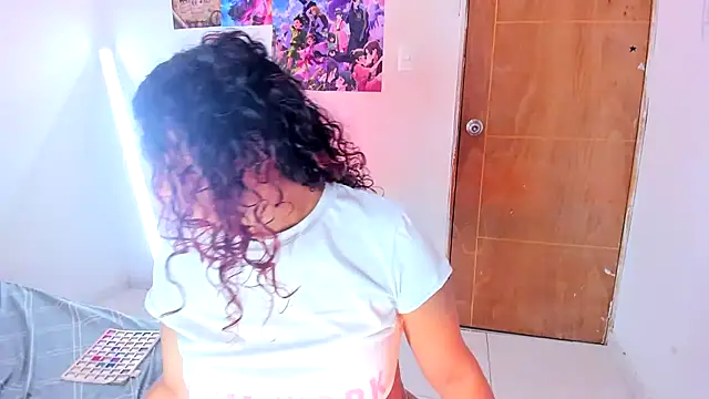 Emily_Coper18's Live XXX Chat