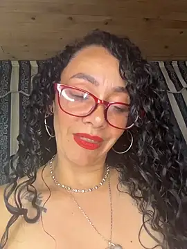 JULYSEX1 – Live XXX-chat