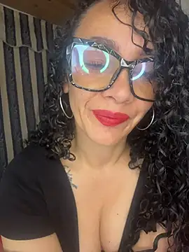 Chat XXX en directo de JULYSEX1