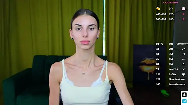 GracefulDoll – Naživo XXX chat