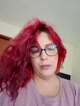 Escarlate4you_ Adlı Modelin Canlı XXX Sohbeti