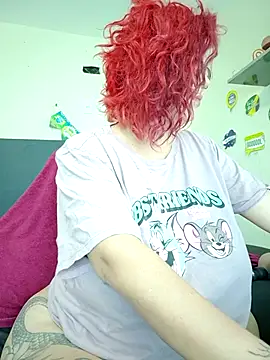 Escarlate4you_ Adlı Modelin Canlı XXX Sohbeti
