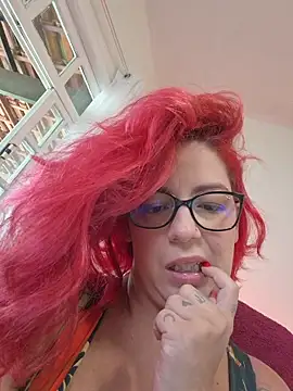 Show de Escarlate4you_ na webcam
