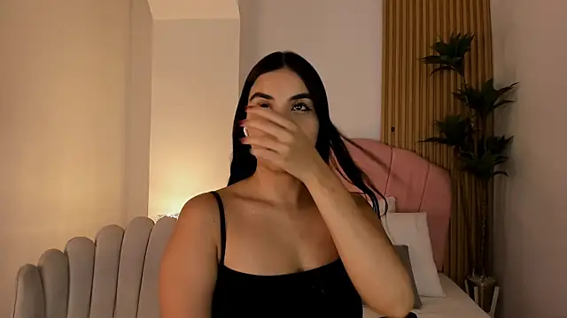 Mara_Betancurt's Live Chat Room