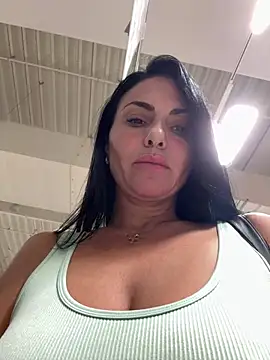 KimKelly13のウェブカメラショー