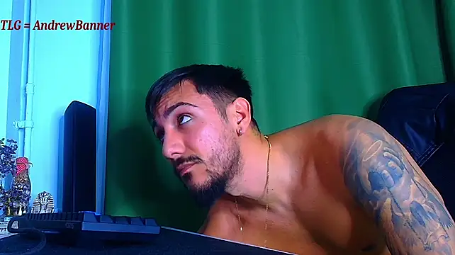 AndrewBanner Webcam show