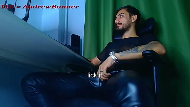 AndrewBanner – webcam-show