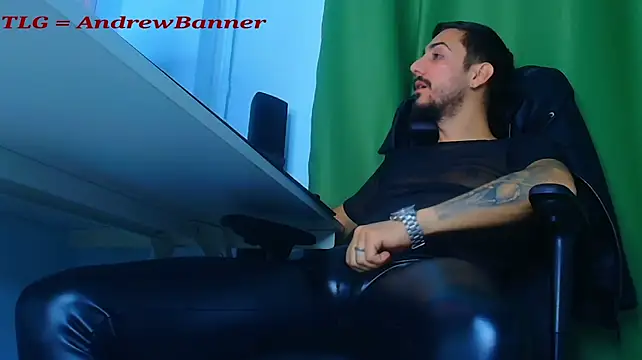 AndrewBanner Webcam show