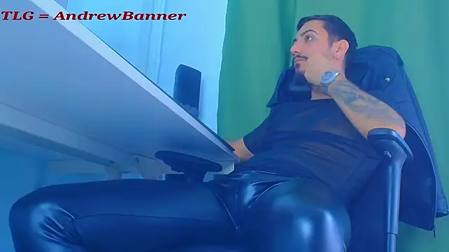 Вебкам-шоу AndrewBanner