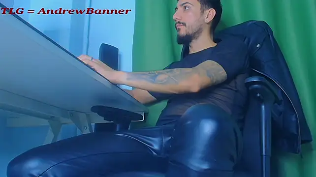 AndrewBanner Webcam show