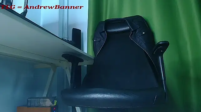 AndrewBanner Webcam-Show