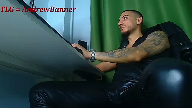 AndrewBanner Adlı Modelin Web Kamerası Şovu