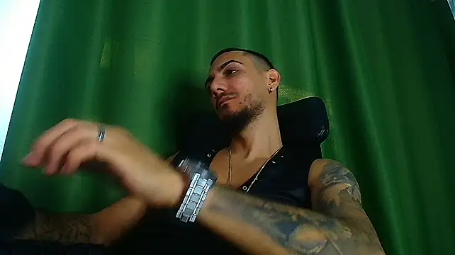 AndrewBanner Webcam show