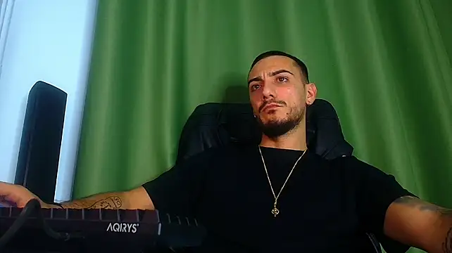 AndrewBanner webkamerás műsora