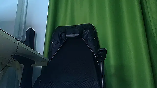 AndrewBanner Webcam Show