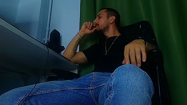 عرض كام ArroganceKING