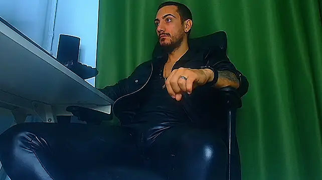 ArroganceKINGn Webbikameraesitys