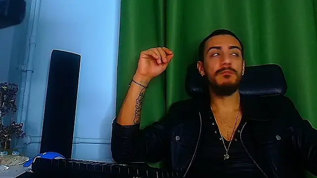 عرض كام ArroganceKING