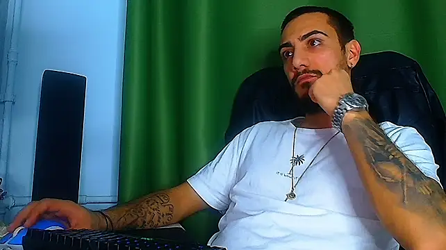 ArroganceKING Webcam show