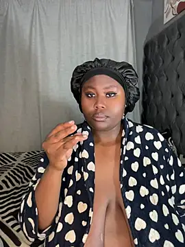 MissTiTi01 webcam show