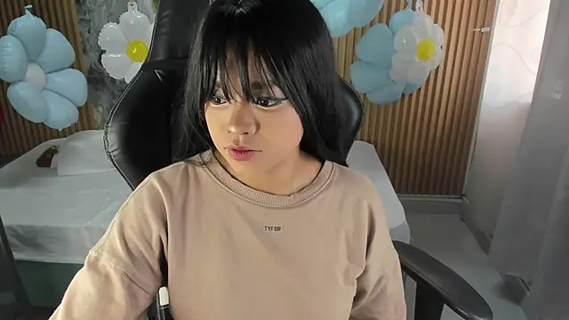 Chat XXX en directo de Lili_16
