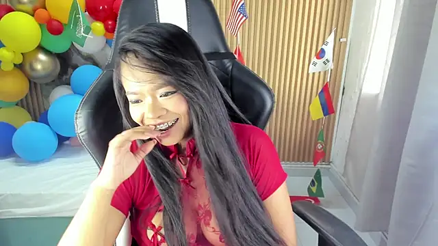 Chatroom XXX en direct de Lili_16