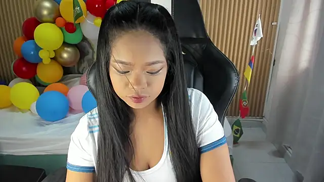 Lili_16 Live XXX Chat