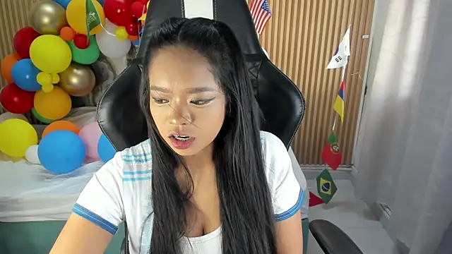 Lili_16 라이브 XXX 채팅