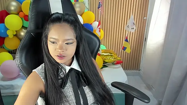 Chat XXX en directo de Lili_16