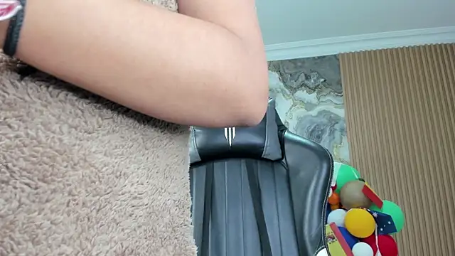 XXX chat uživo modela Lili_16