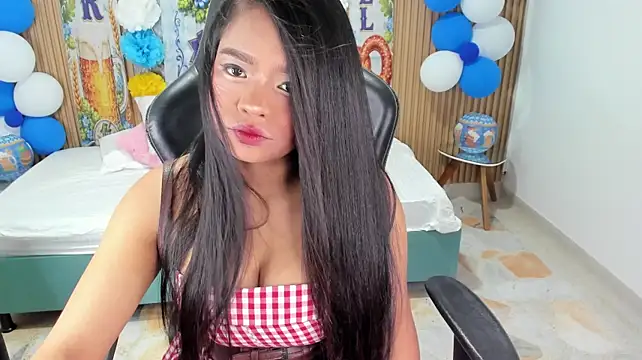Lili_16's Live XXX Chat