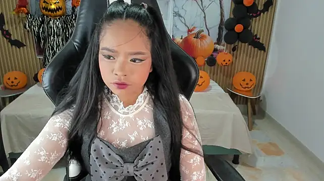 Chat XXX en directo de Lili_16