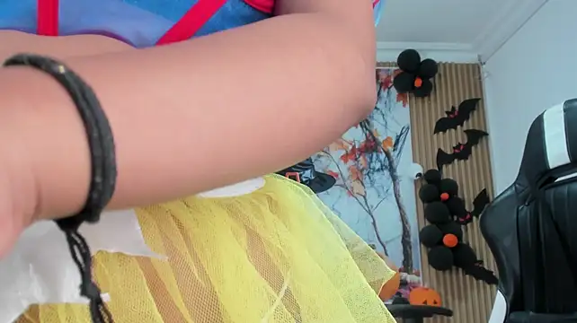 Chatroom XXX en direct de Lili_16
